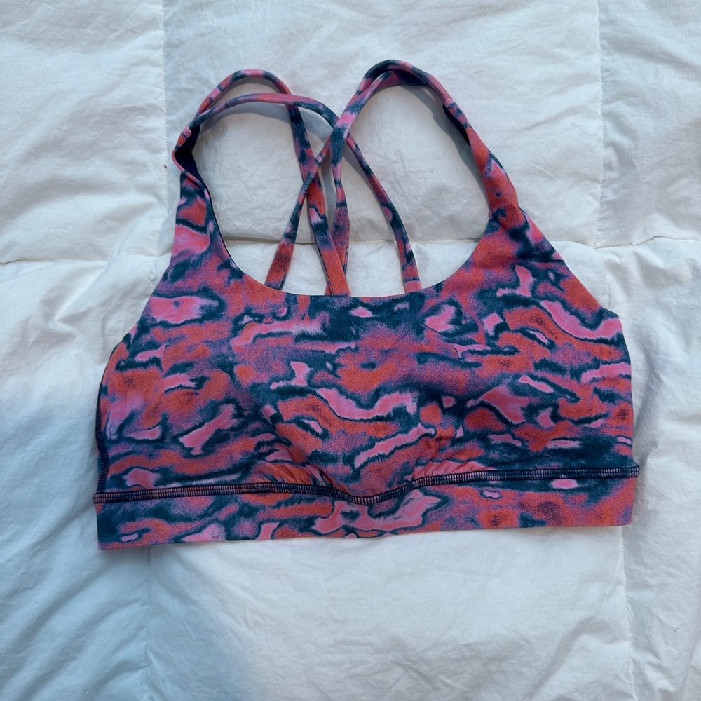 Lululemmon sports bra